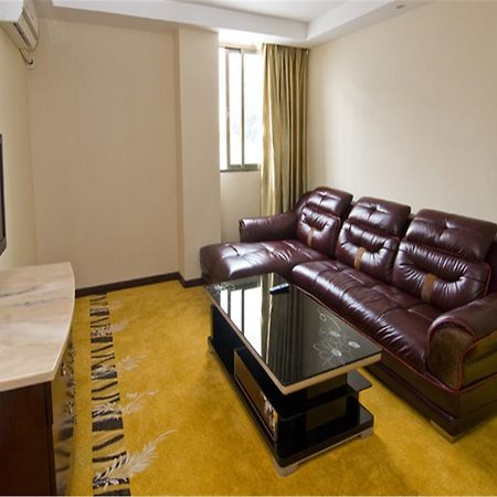 Lu Jiang Tian Yue Hotel Guangzhou Bagian luar foto