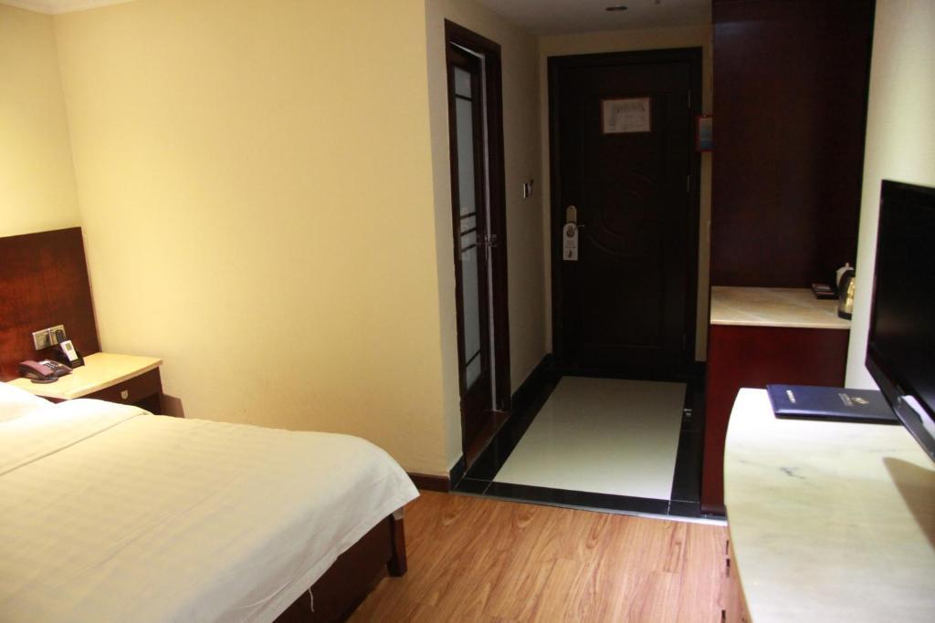 Lu Jiang Tian Yue Hotel Guangzhou Bagian luar foto