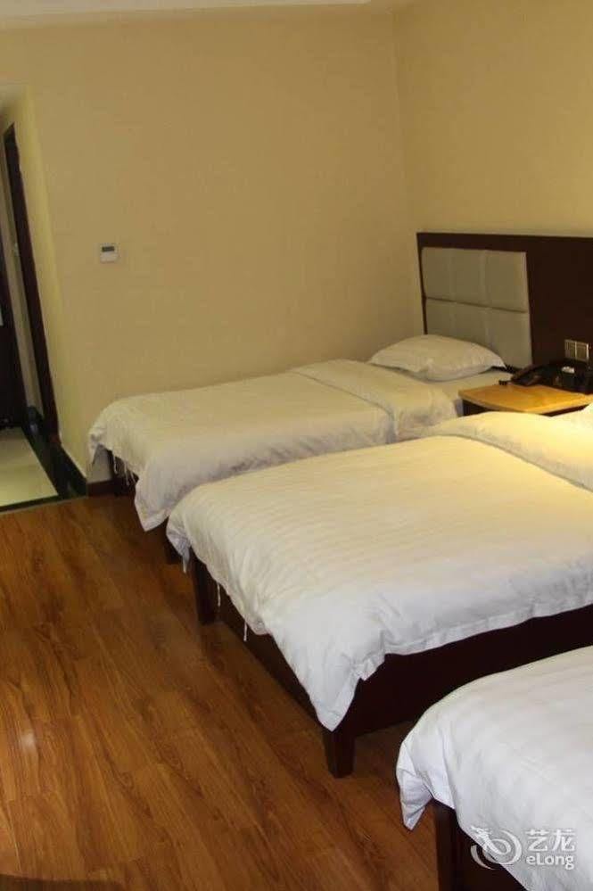Lu Jiang Tian Yue Hotel Guangzhou Bagian luar foto